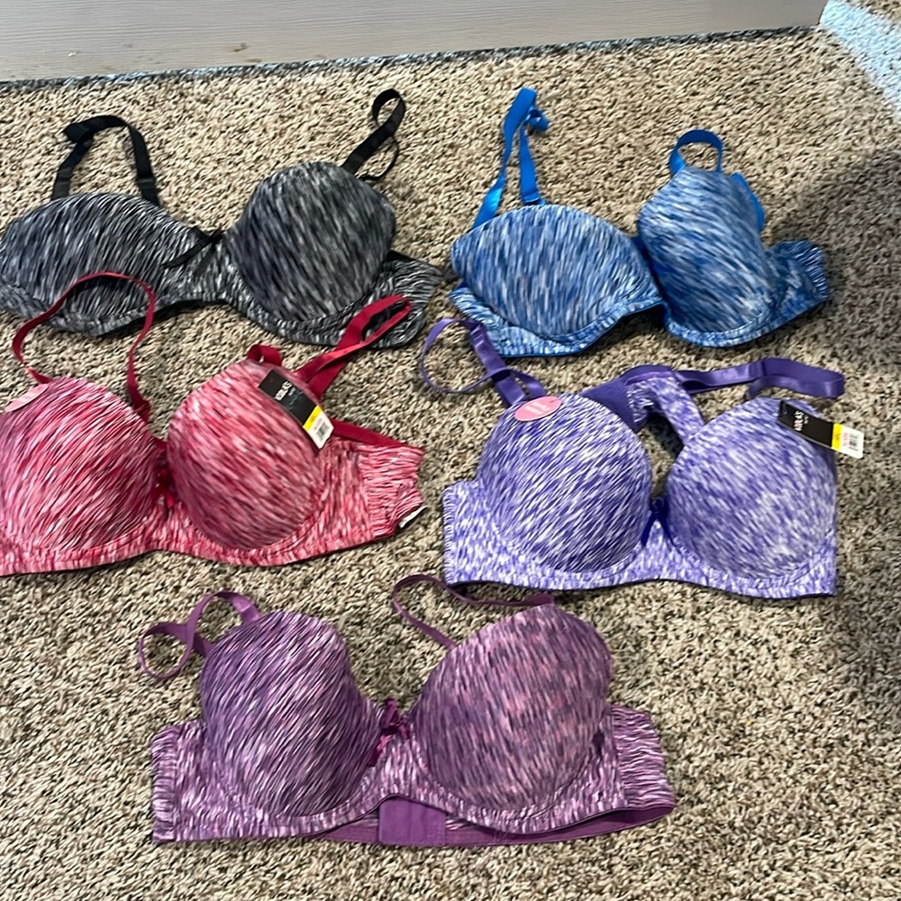 Violas secret bra bundle 40c